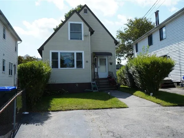 88 Manomet St, Providence, RI 02909
