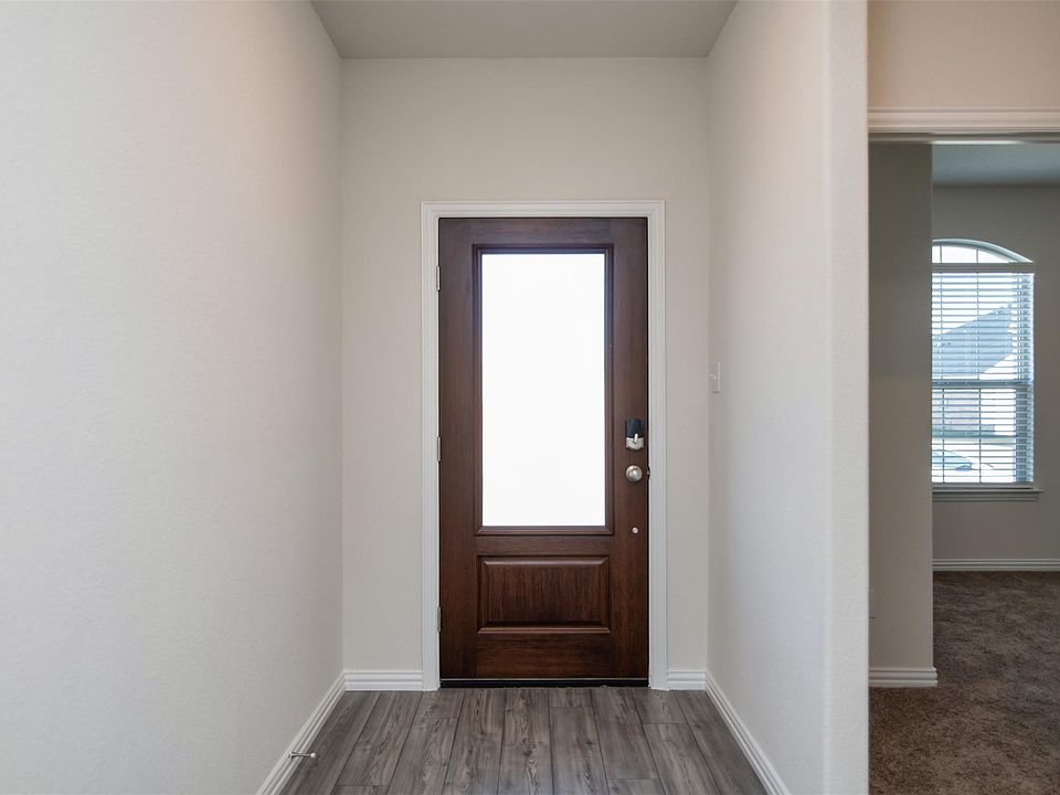 1st image of 108 Mills Dr