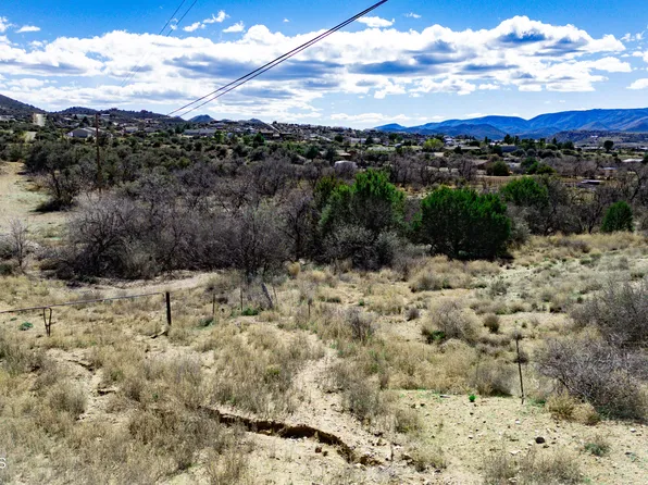 2274 S Tiffany Ln, Dewey, AZ 86327