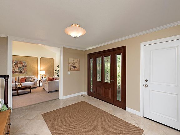 2nd image of 1835 Regina Way