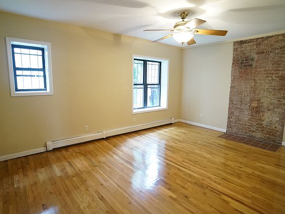 3rd image of 534 W 175th St #1