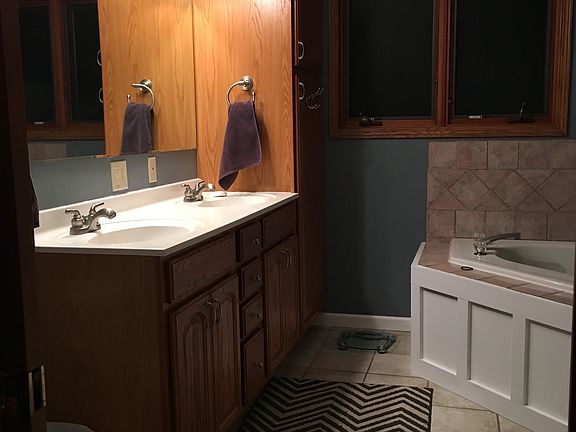 Master DBL sinks & whirlpool