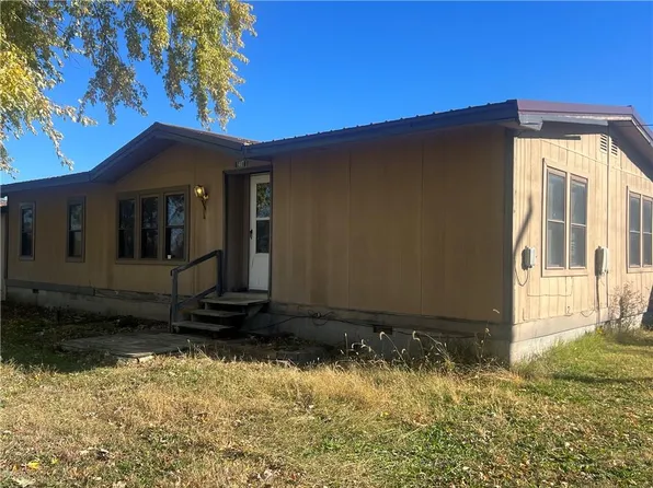 1407 S Lincoln Ave, La Harpe, KS 66751