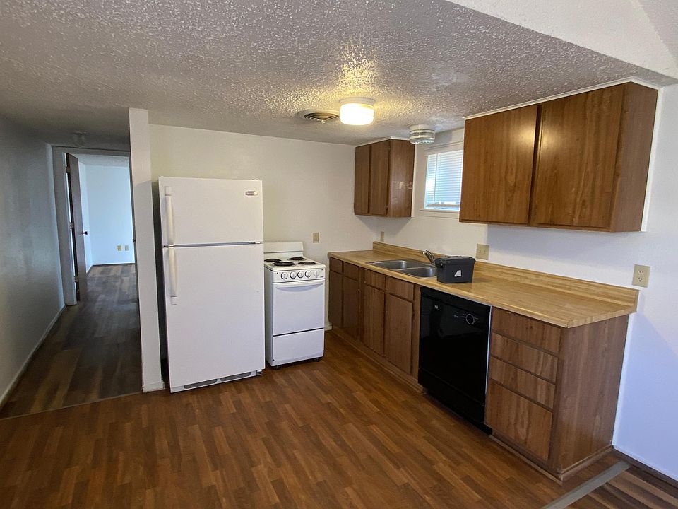 1st image of 1520 S Avenue O APT 2