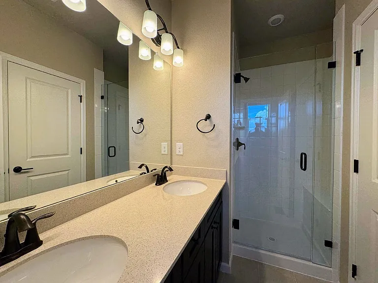 7022 Doncaster Ct — Photo 24