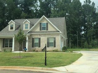 3980 Foxdale Ln, Cumming, GA 30028