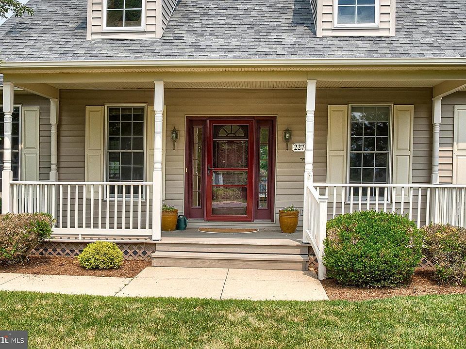 227 Village Heights Dr, State College, PA 16801 | MLS #PACE2519610