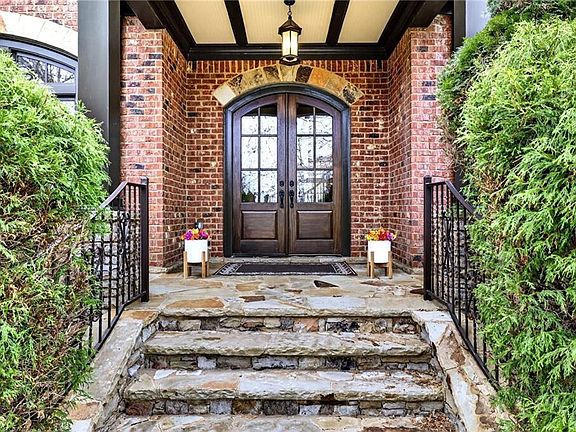 2nd image of 2853 Stirling Ridge Ct