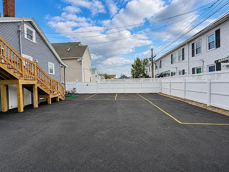 1512 Hyde Park Ave #1 — Photo 8
