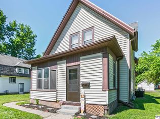 5018 N 22nd St, Omaha, NE 68110