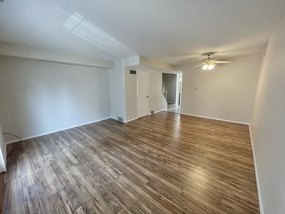 3106 Wooster Dr