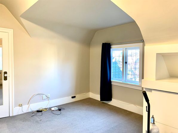 4 bedroom rental in Vancouver — photo 9