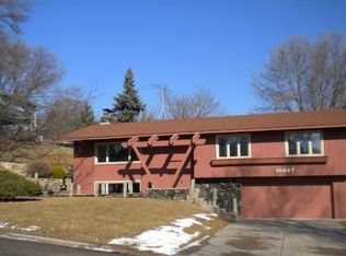 10647 Utica Rd, Bloomington, MN 55437