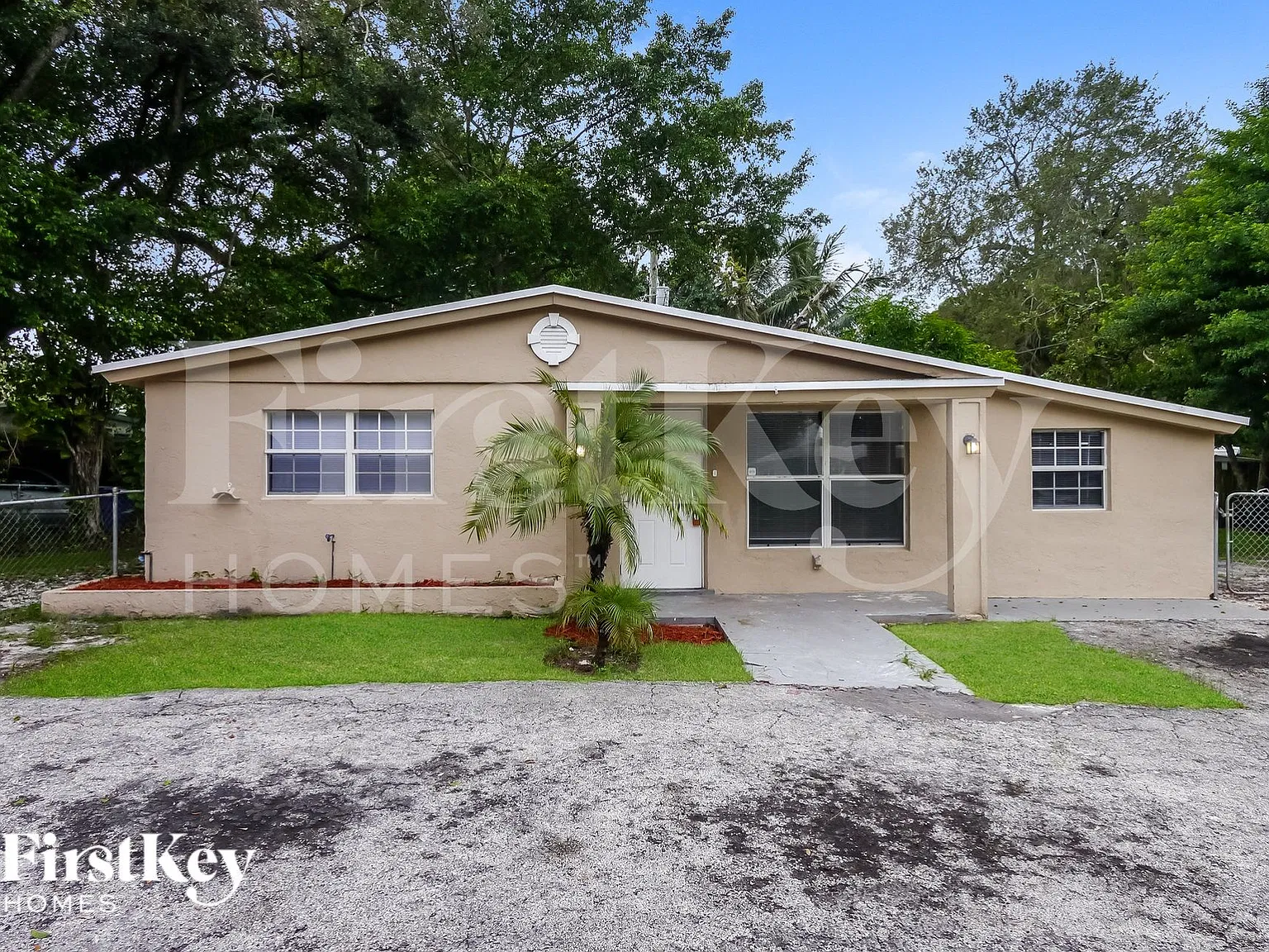 3 bed, 2.0 bath, 1232 sqft, $3,010 — Photo 1