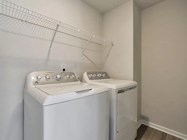 5714 Woodlawn Dr — Photo 20