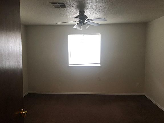 2nd image of 3930 SE 14th St