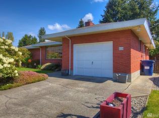 824 SW 122nd St, Burien, WA 98146