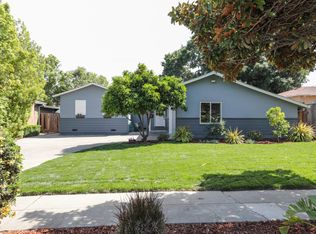 864 Bucknall Rd, Campbell, CA 95008