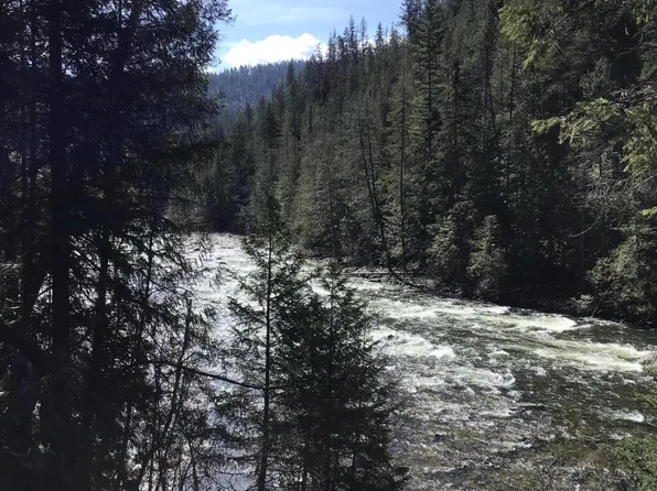 Nka Tuin Rd, Moyie Springs, ID 83845