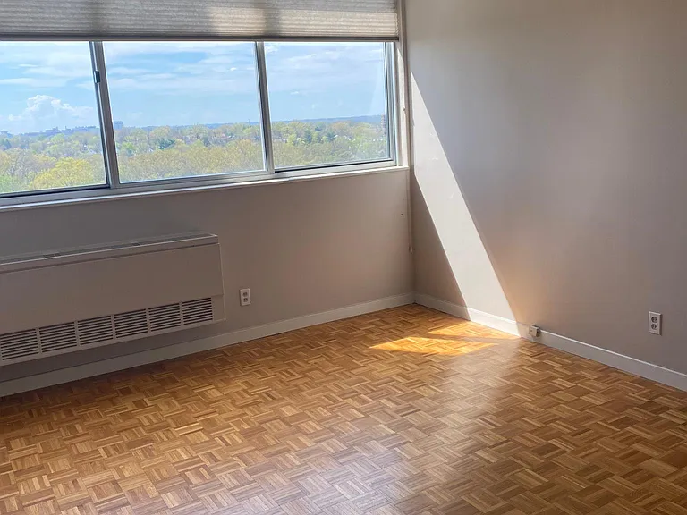 2324 Madison Rd #1102 — Photo 6