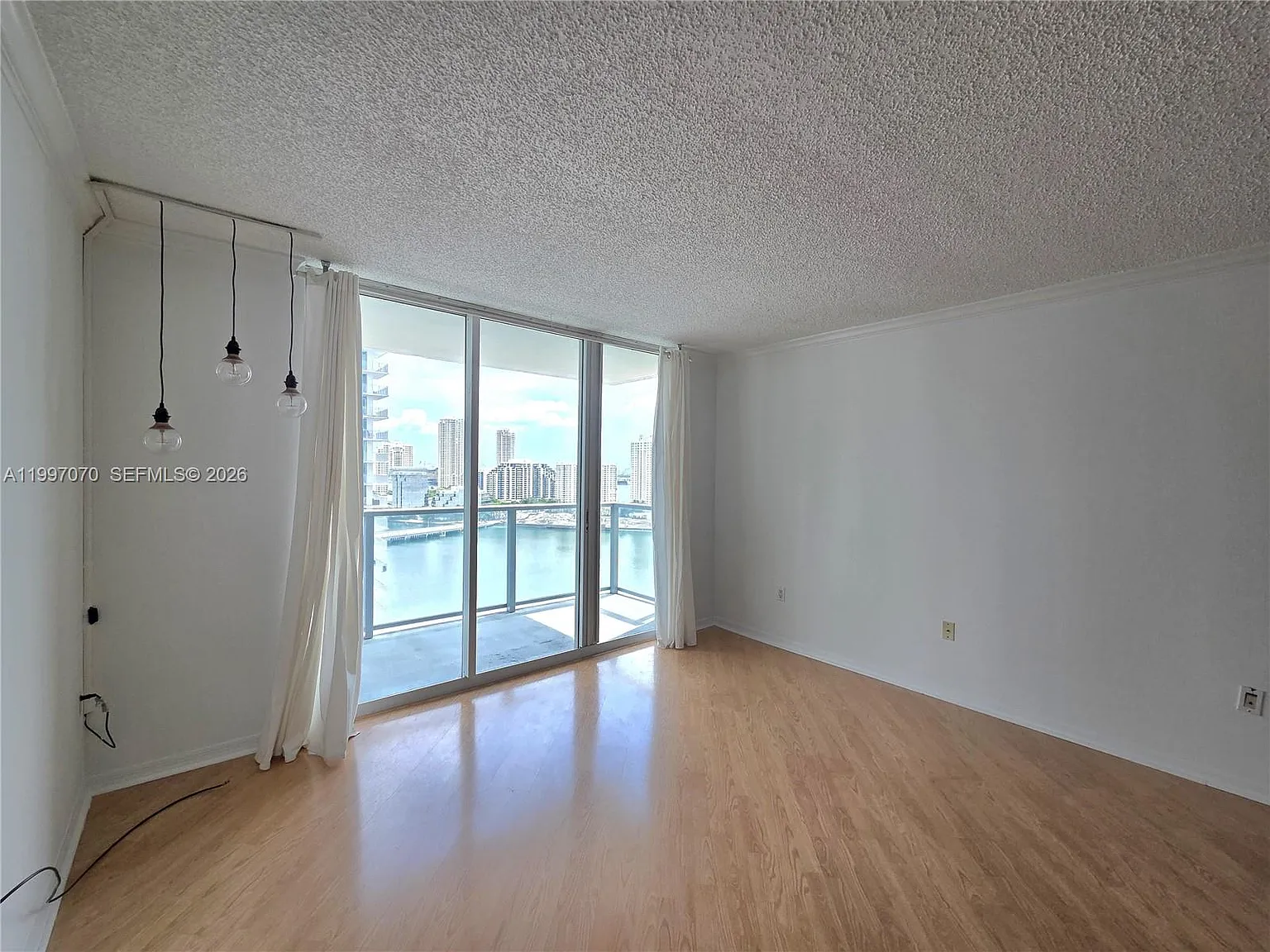 The Mark On Brickell Condo — Photo 3