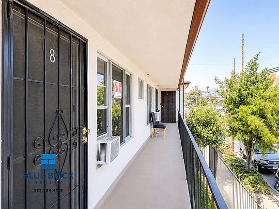 4th image of 1055 N El Centro Ave APT 8