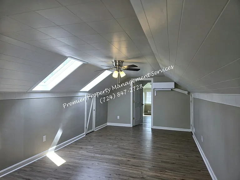 1425 Barclay Hill Rd — Photo 10