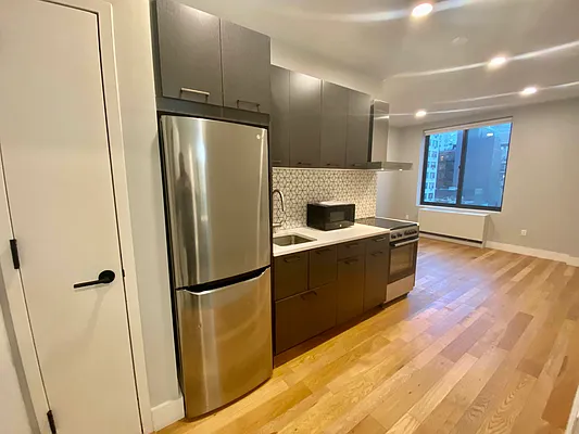 Rented by Abode Residential LLC | media 8