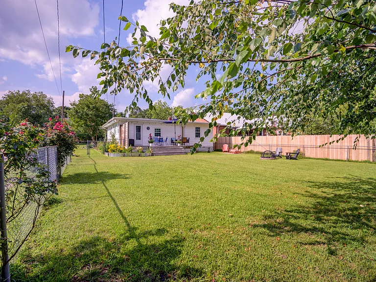 1523 Rhem Ave — Photo 35