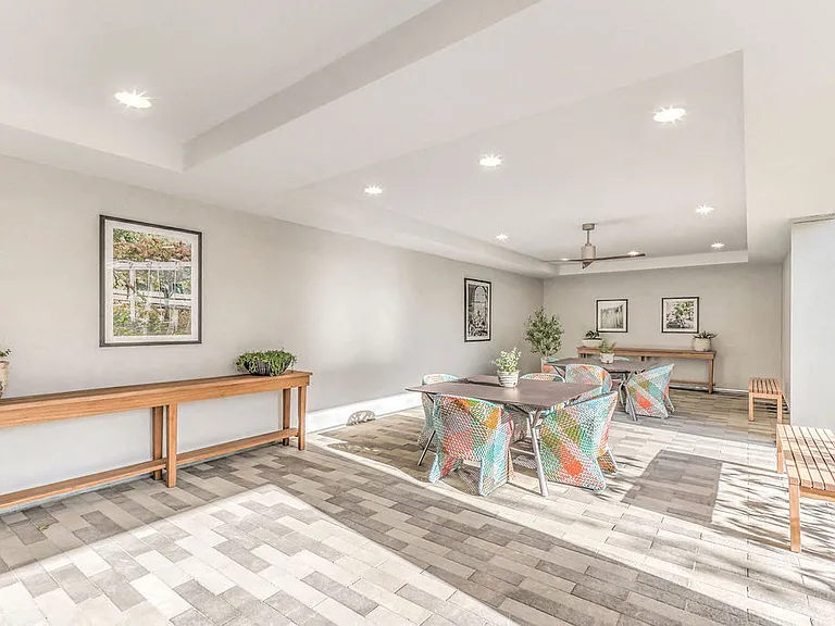 Ariva Luxury Residences — Photo 49