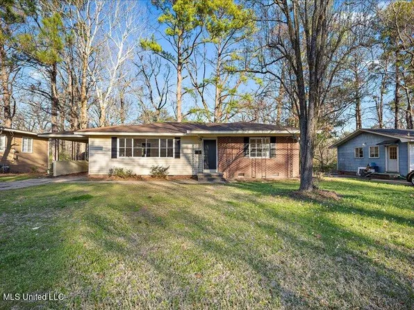3066 Oak Forest Dr, Jackson, MS 39212