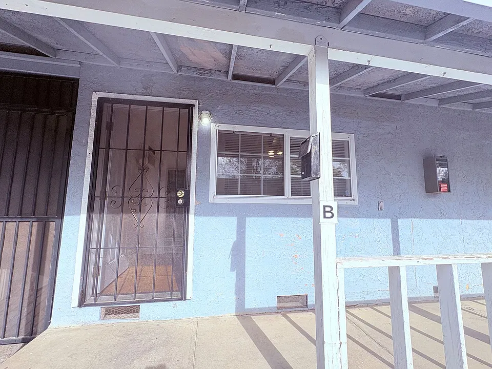 435 Myrtle Ave #B