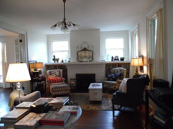 2nd image of 409 Howard Ave