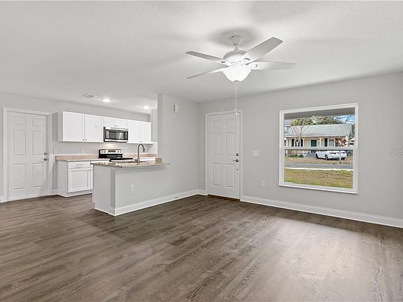 5th image of 748 Carroll Ave SW