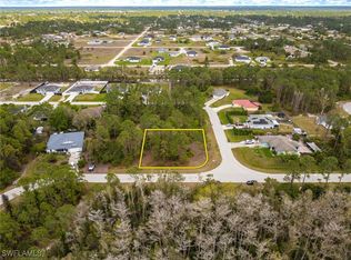 735 Bennington Dr, Lehigh Acres, FL 33974
