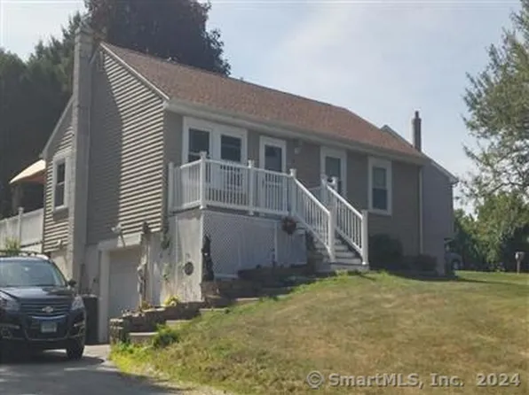 44 Winesap Run, Torrington, CT 06790