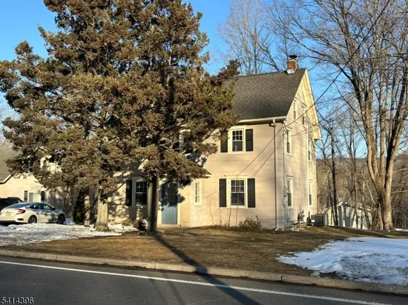 86 Ringwood Ave, Ringwood, NJ 07456