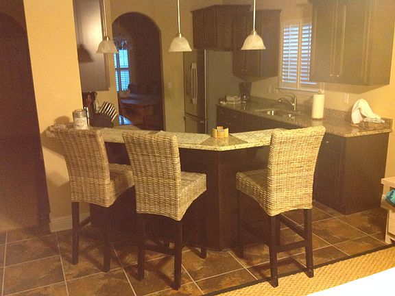Kitchen eat in bar area.