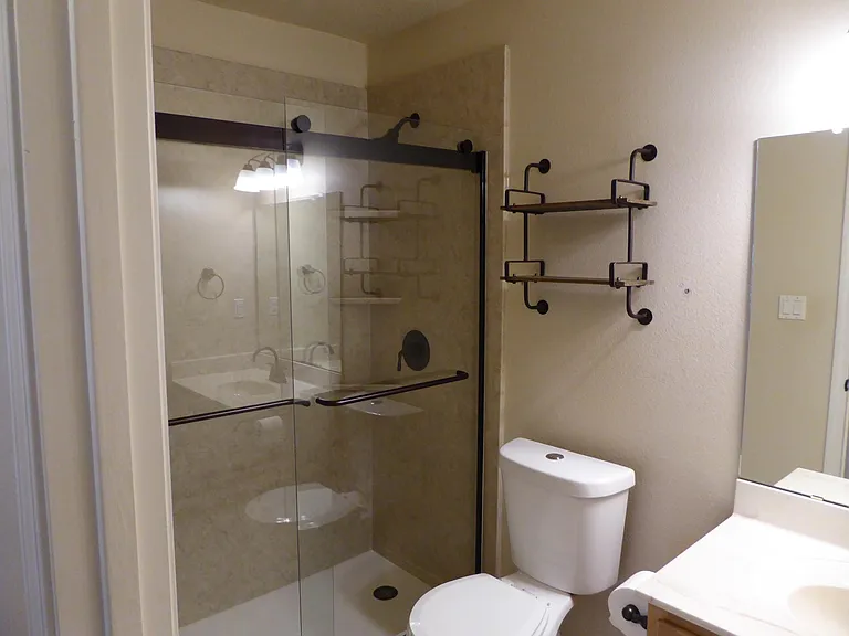 6253 Carmona Rd NW — Photo 10