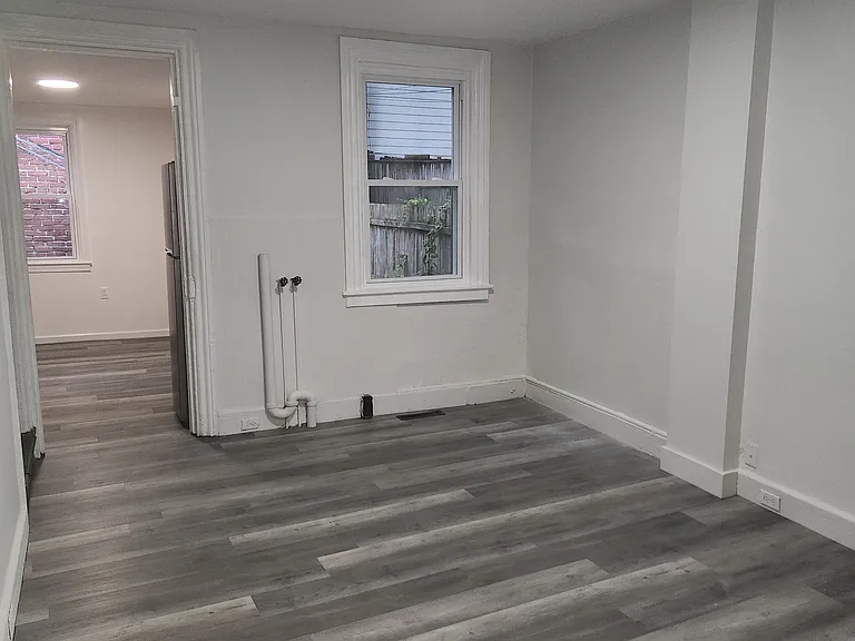 411 S Arch St #1 — Photo 16