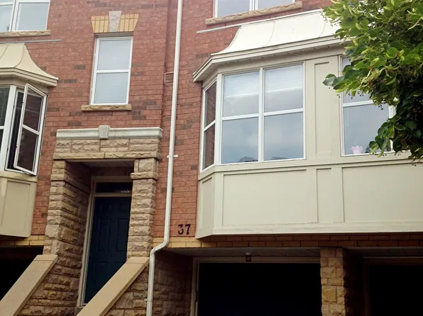 37 Michael Way, Markham, ON L3R 5G4