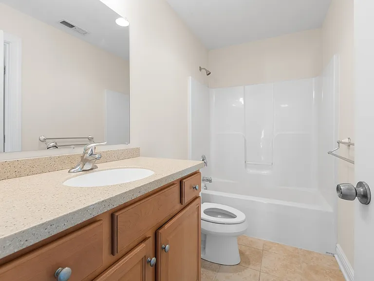 Full Bathroom - Upper Level