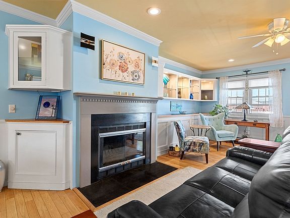 5th image of 3 Salem St APT 3