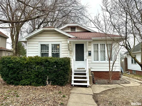 118 Spaulding Pl, Jacksonville, IL 62650