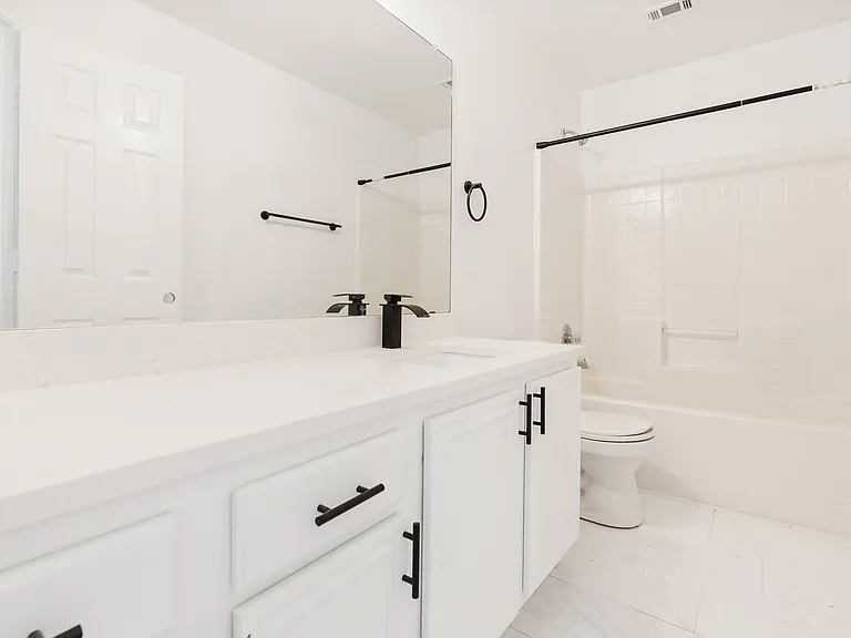 2809 Mitchell Ln — Photo 21