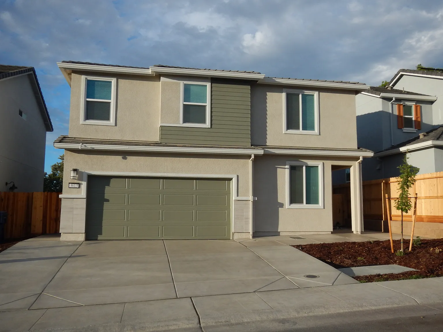 3613 Misty Lake Dr photo 1
