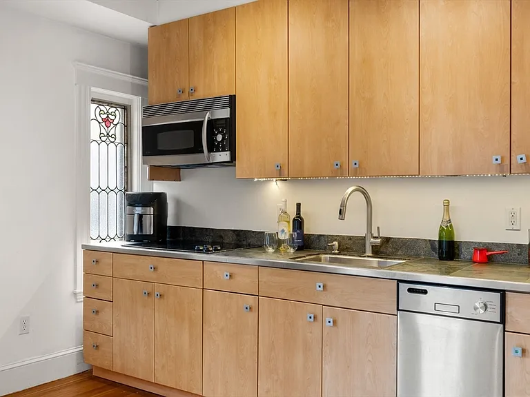 10 Bowdoin St #2 — Photo 8