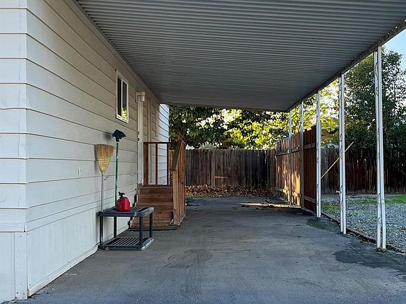 2nd image of 2120 S Santa Fe St #F