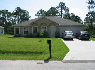 573 White Plains Ave SW, Palm Bay, FL 32908