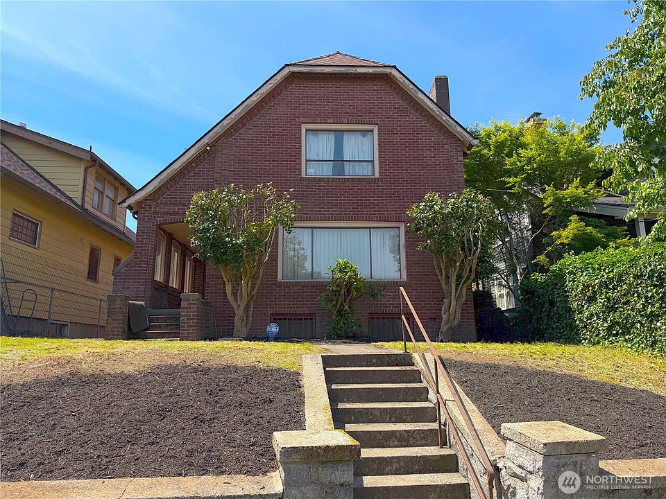 1st image of 3045 19th Avenue S